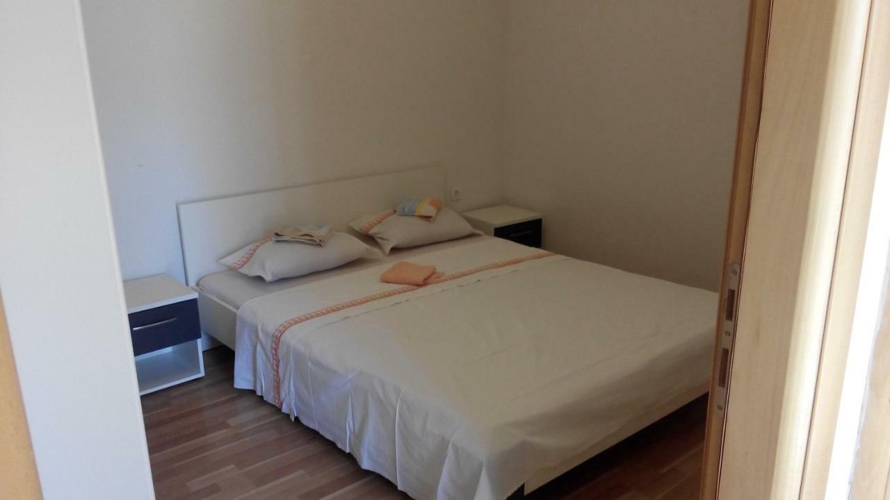 Ivica Apartments Punat Kültér fotó